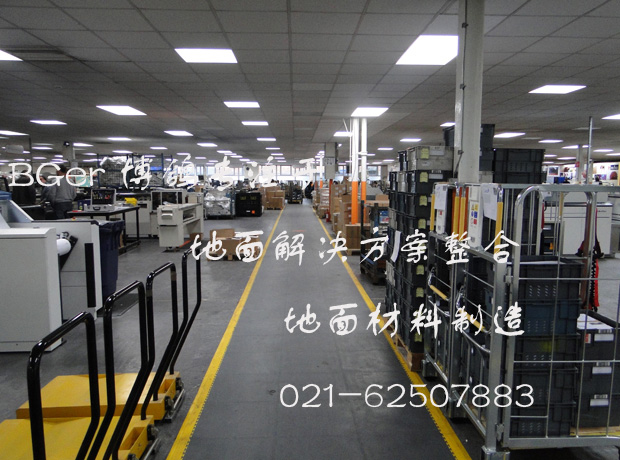 工廠(chǎng)車(chē)間走道、叉車(chē)道耐磨工業(yè)地磚：車(chē)間中間通道鋪設(shè)
