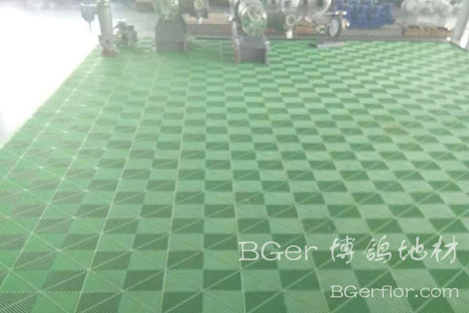 工業(yè)車間網(wǎng)格地墊 格柵墊 機加工廠房地面地墊板 車間設備周邊地面處理